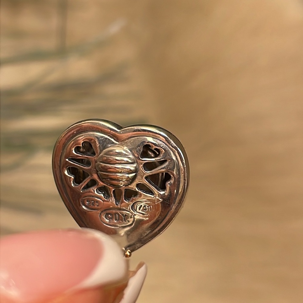 Yurman Earrings - Picture 5 of 5